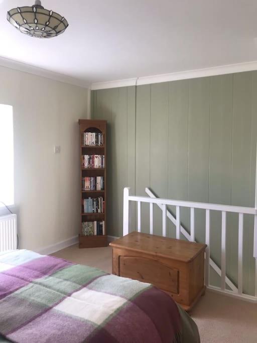 No 96 Chapel Lane - Self Contained Cottage In The Heart Of Butleigh ภายนอก รูปภาพ
