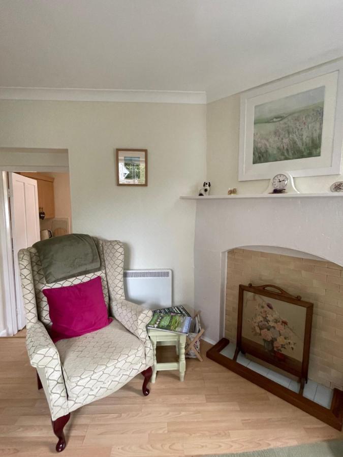 No 96 Chapel Lane - Self Contained Cottage In The Heart Of Butleigh ภายนอก รูปภาพ